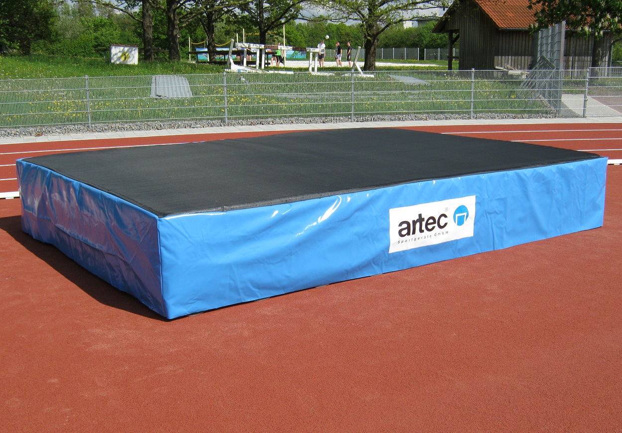 High Jump And Pole Vault Landing Areas With Iaaf Cvertificates Artec