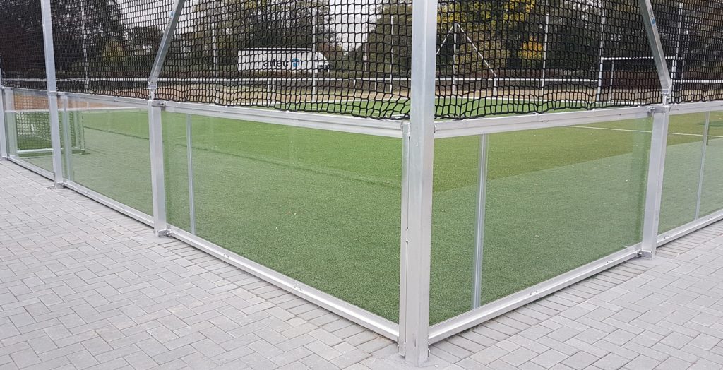 Transparentes Bandensystem für Minispielfelder Halle Indoor