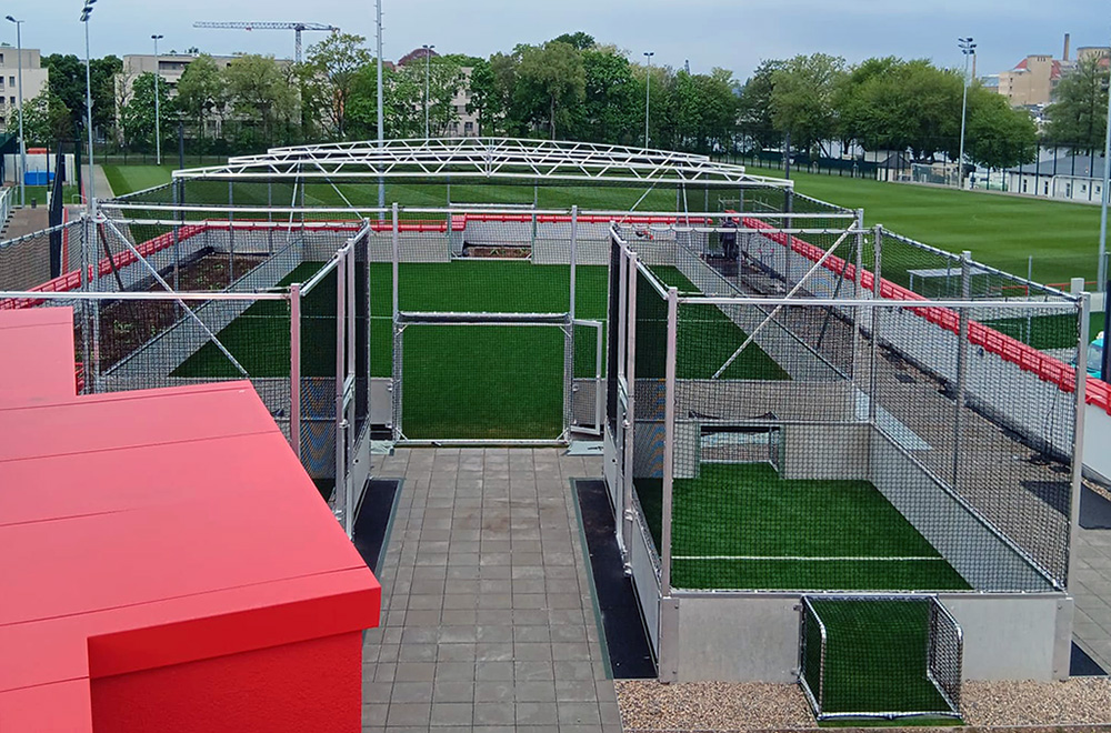 Soccer Courts auf dem Dach